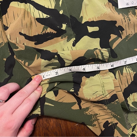 NWT Ozark Trail Men's Camouflage Hybrid Shorts 2XL Hiking Outdoor 5.5” Inseam - Picture 8 of 11